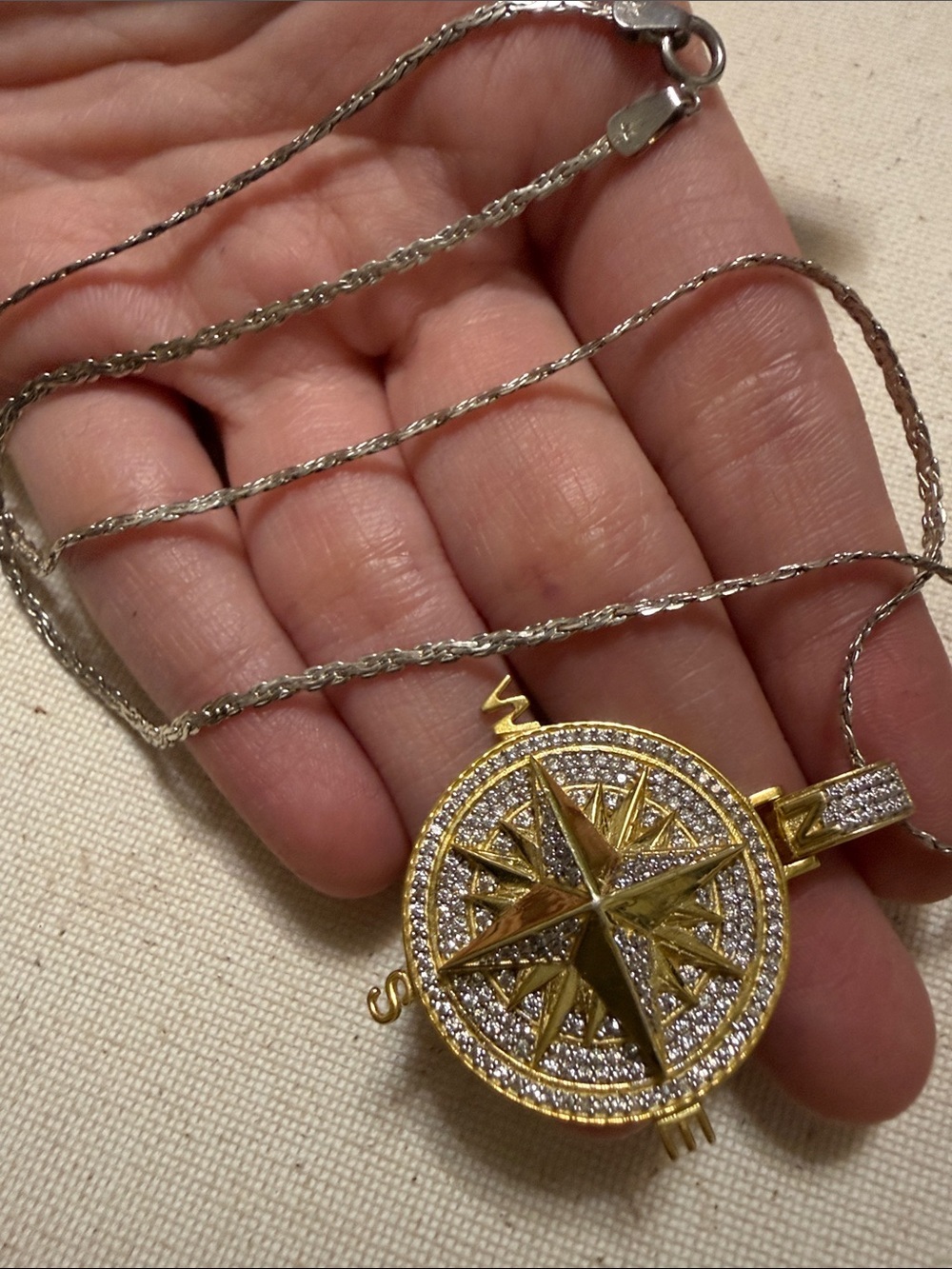 Sterling Silver 925 Gold Compass Pendant Necklace 17’ in - Picture 9 of 14